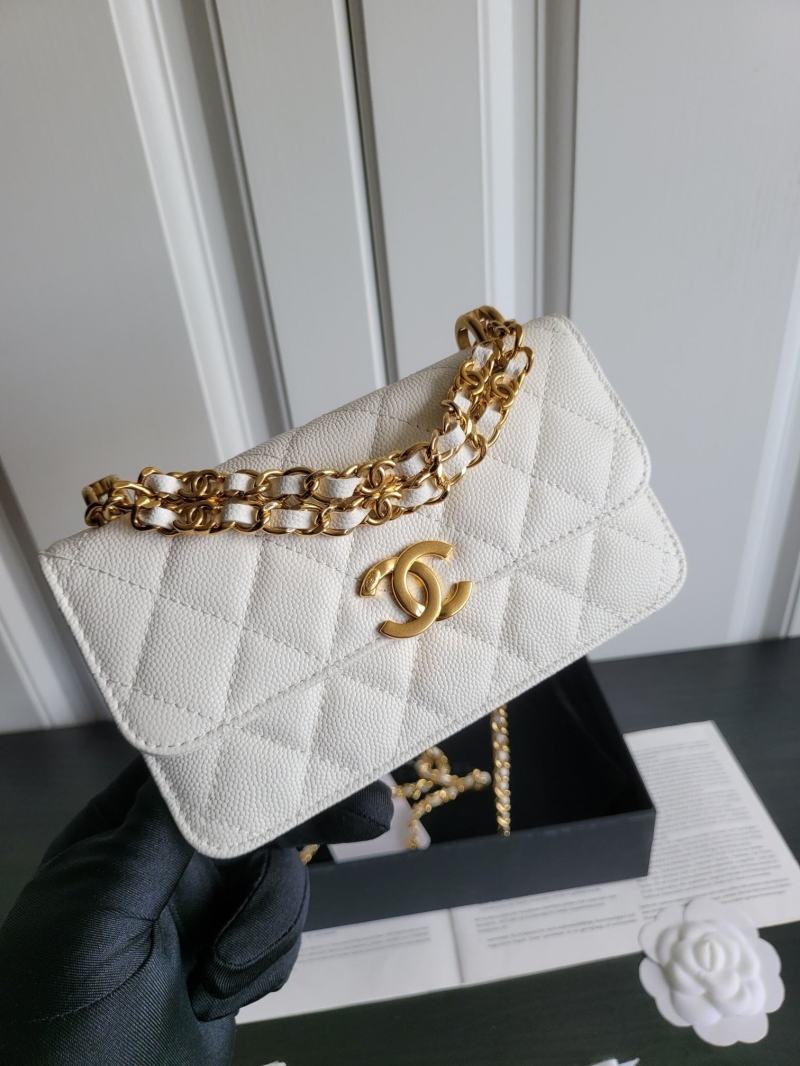 Chanel 19 Bags